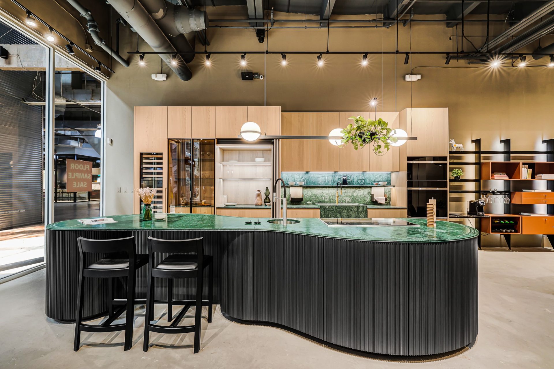 Unveiling the Art of Italian Kitchen Designs at Our Miami Showroom